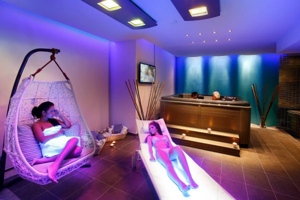 45' RELAXING MASSAGE
