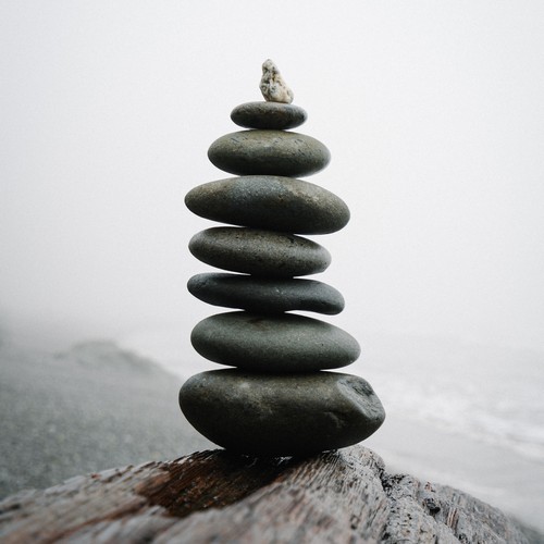 HOT STONES FACIAL TREATMENT